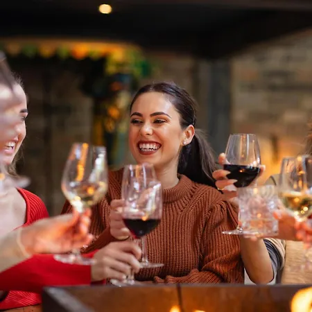 Zentral Wohnen Zwischen Rhein, Altstadt Und Reben