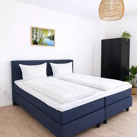 Zentral & Komfortabel: 2 Schlafzimmer, Free Wifi *